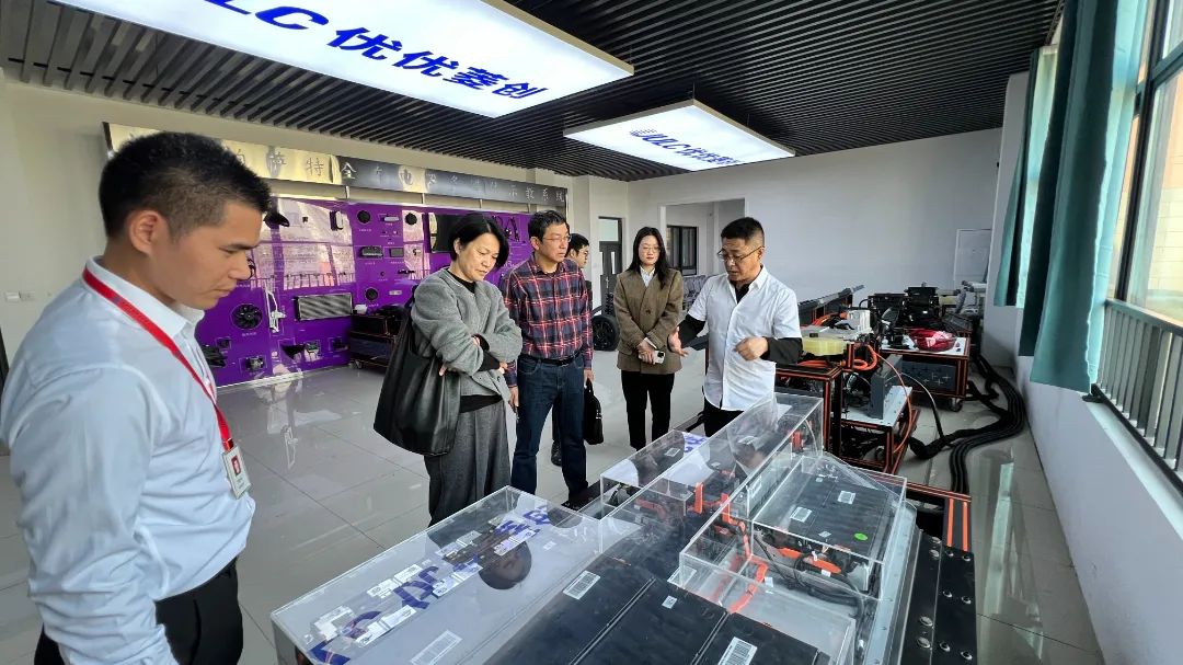 筑牢安全防线，赋能专业发展 | 市技工教育中心领导莅临我校指导工作